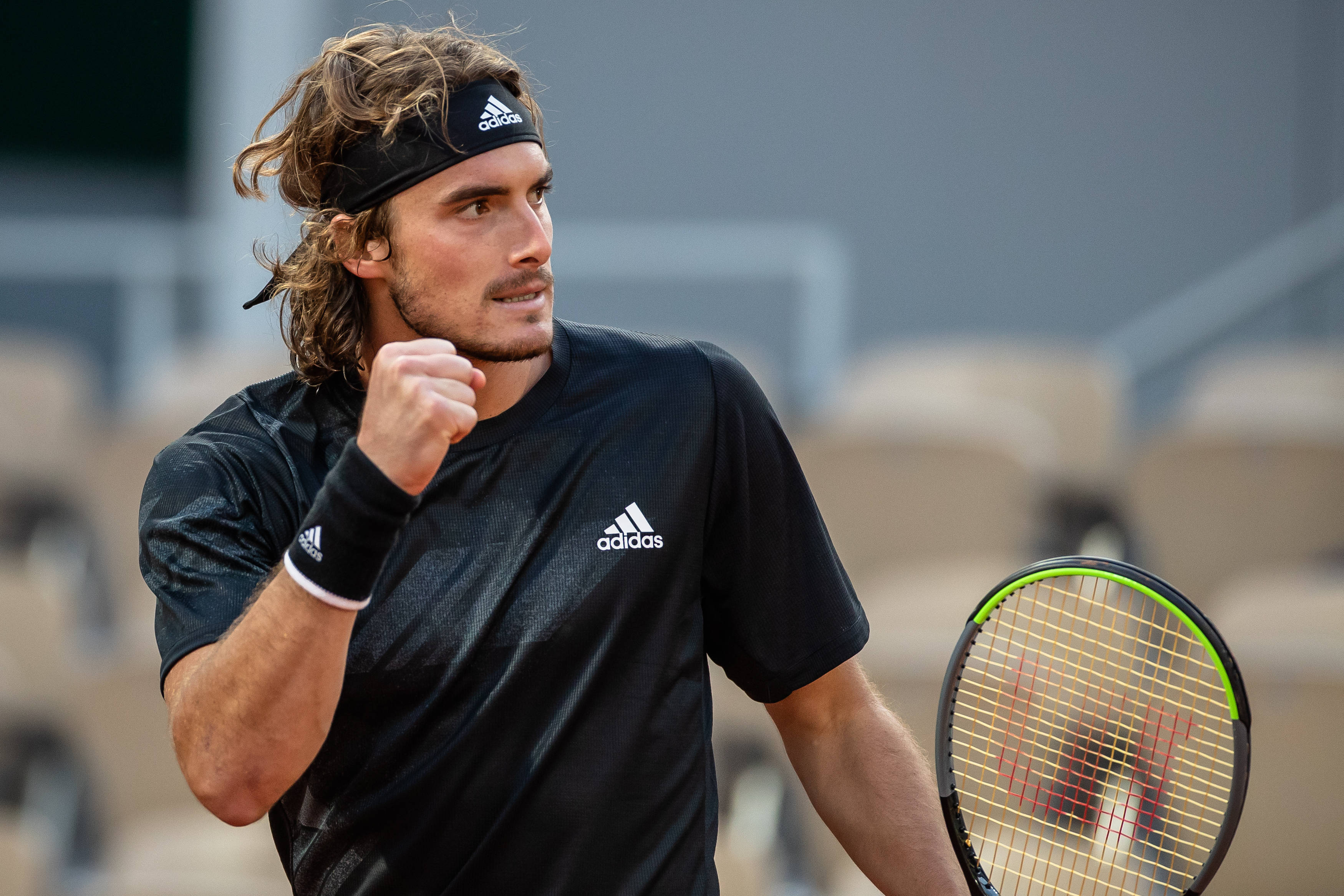 世界网球队强势意大利网球队，西西帕斯完成帽子戏法的简单介绍