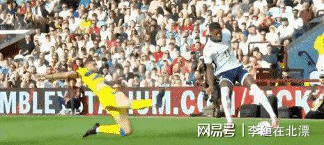 关于欧预赛精彩赛事，球迷们热情支持着国家队的信息