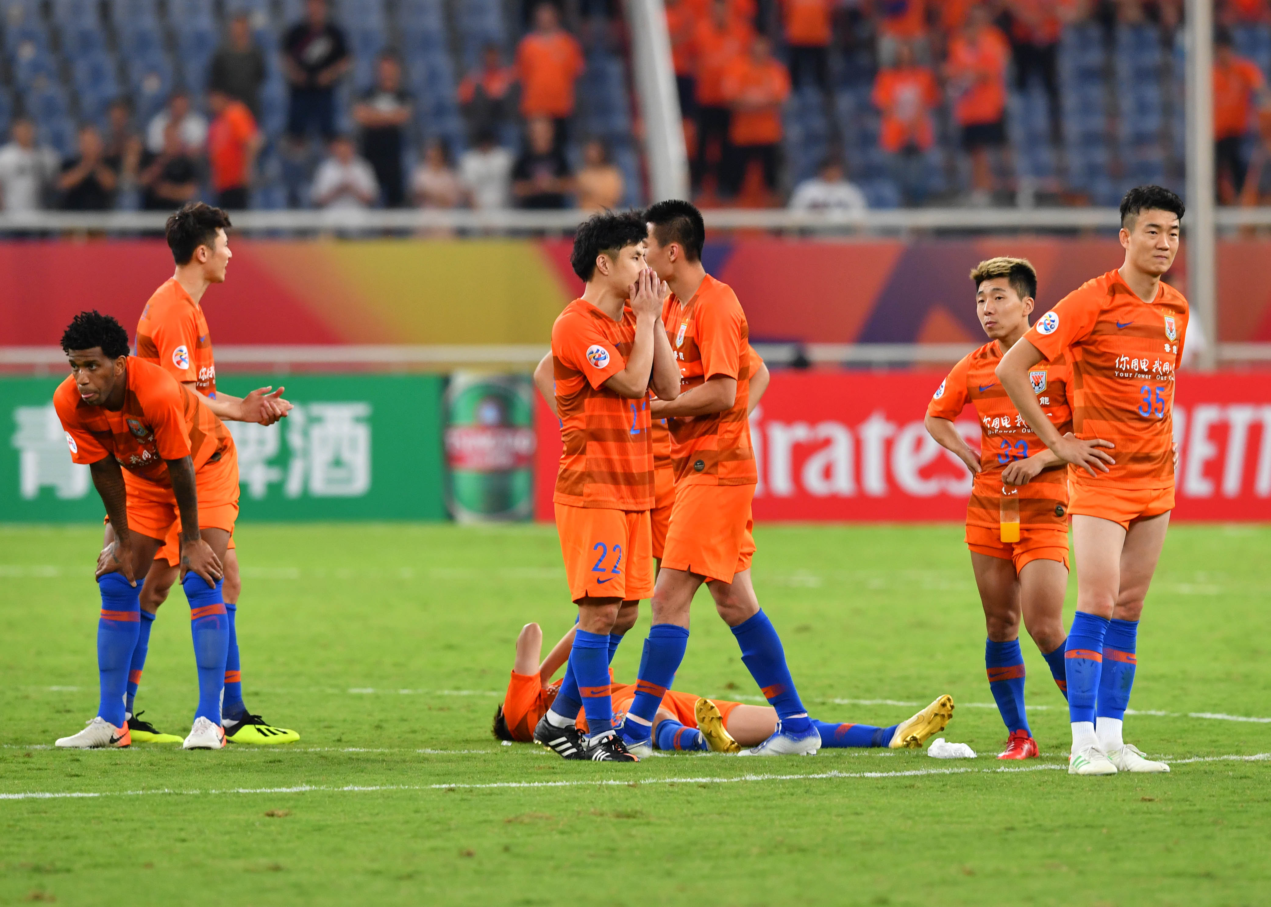 关于广岛三箭惊险胜出，晋级亚冠决赛的信息