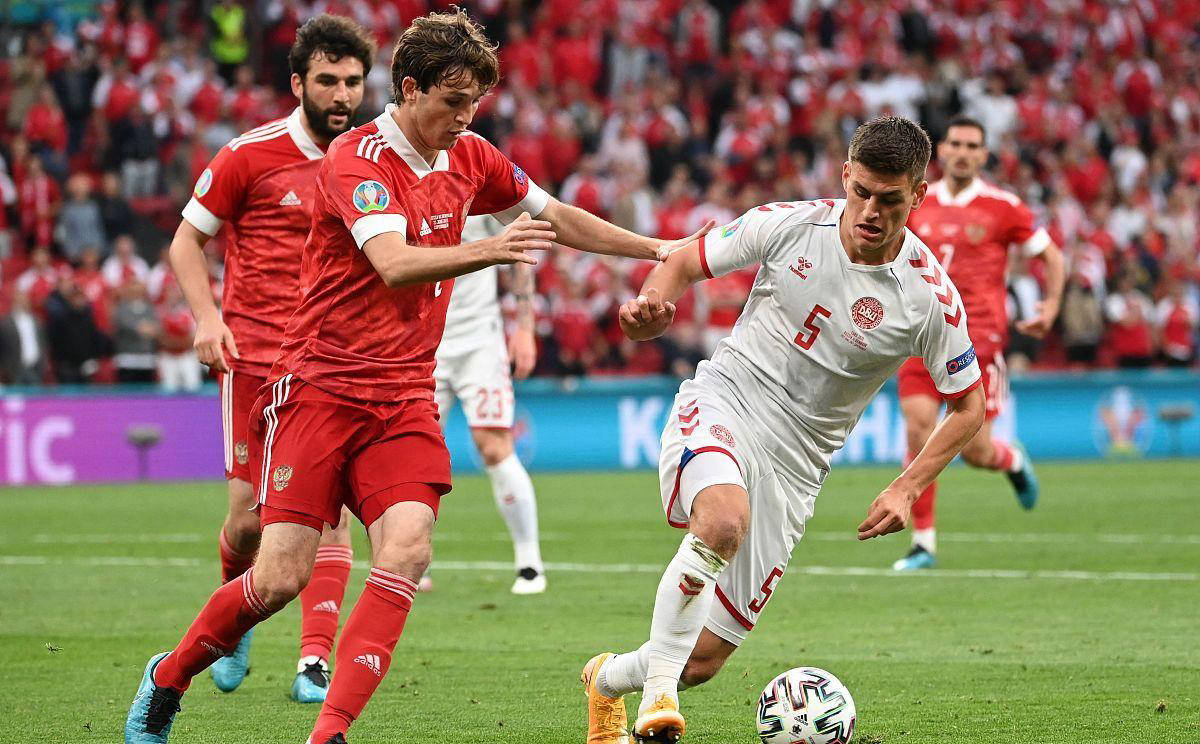 塞尔维亚国家队在欧锦赛角逐中惊险晋级