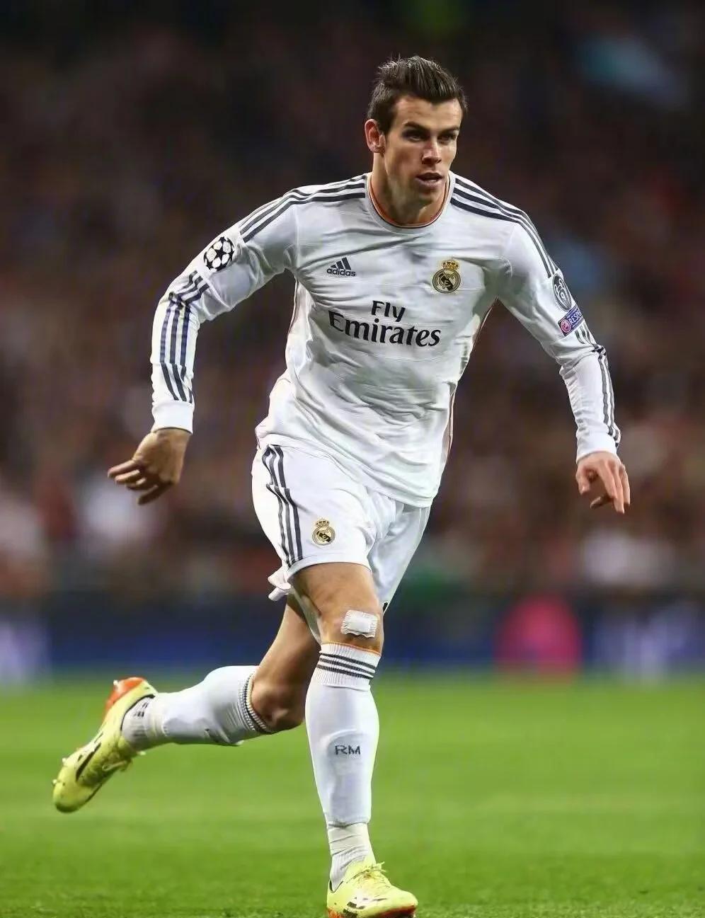 皇马连续保持不败纪录，队员士气高昂