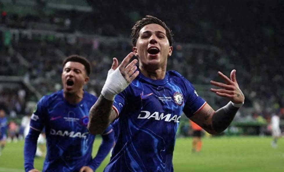 关于切尔西0-2不敌:领头车拜仁慢慢拉开差距的信息 关于切尔西0-2不敌:领头车拜仁慢慢拉开差距的信息