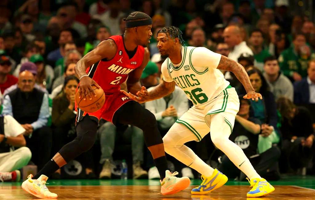 热火险胜尼克斯，巴特勒送出制胜关键球