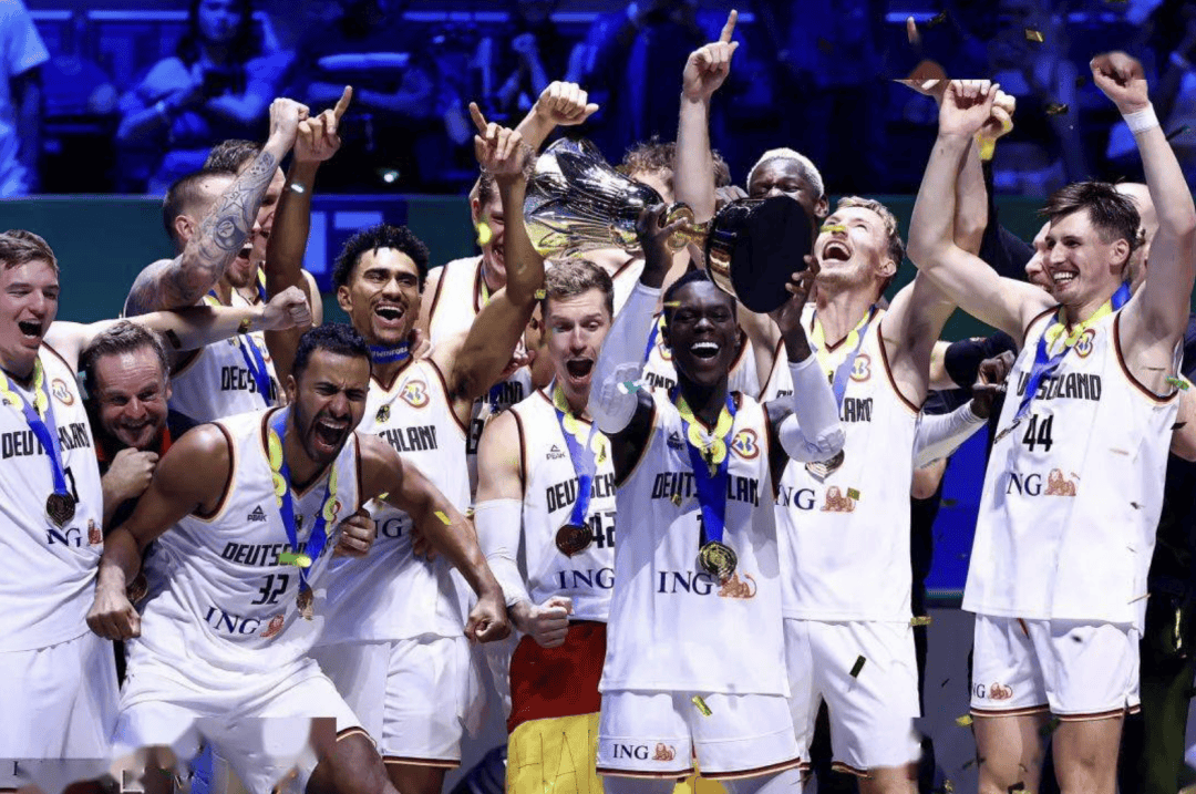 塞尔维亚选手在赛场上大放异彩 塞尔维亚选手在赛场上大放异彩