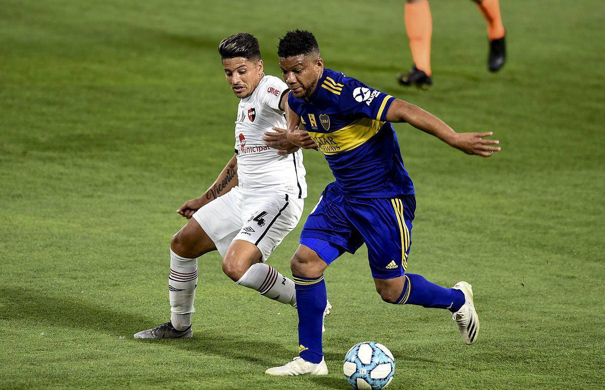 水晶宫客场遭遇狼队反击，战绩未能保持稳定的简单介绍