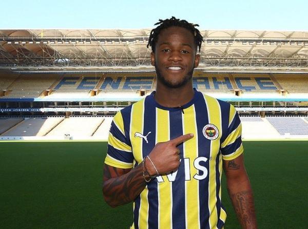 关于彼得经纪人坦言，马赛转投AC米兰的信息