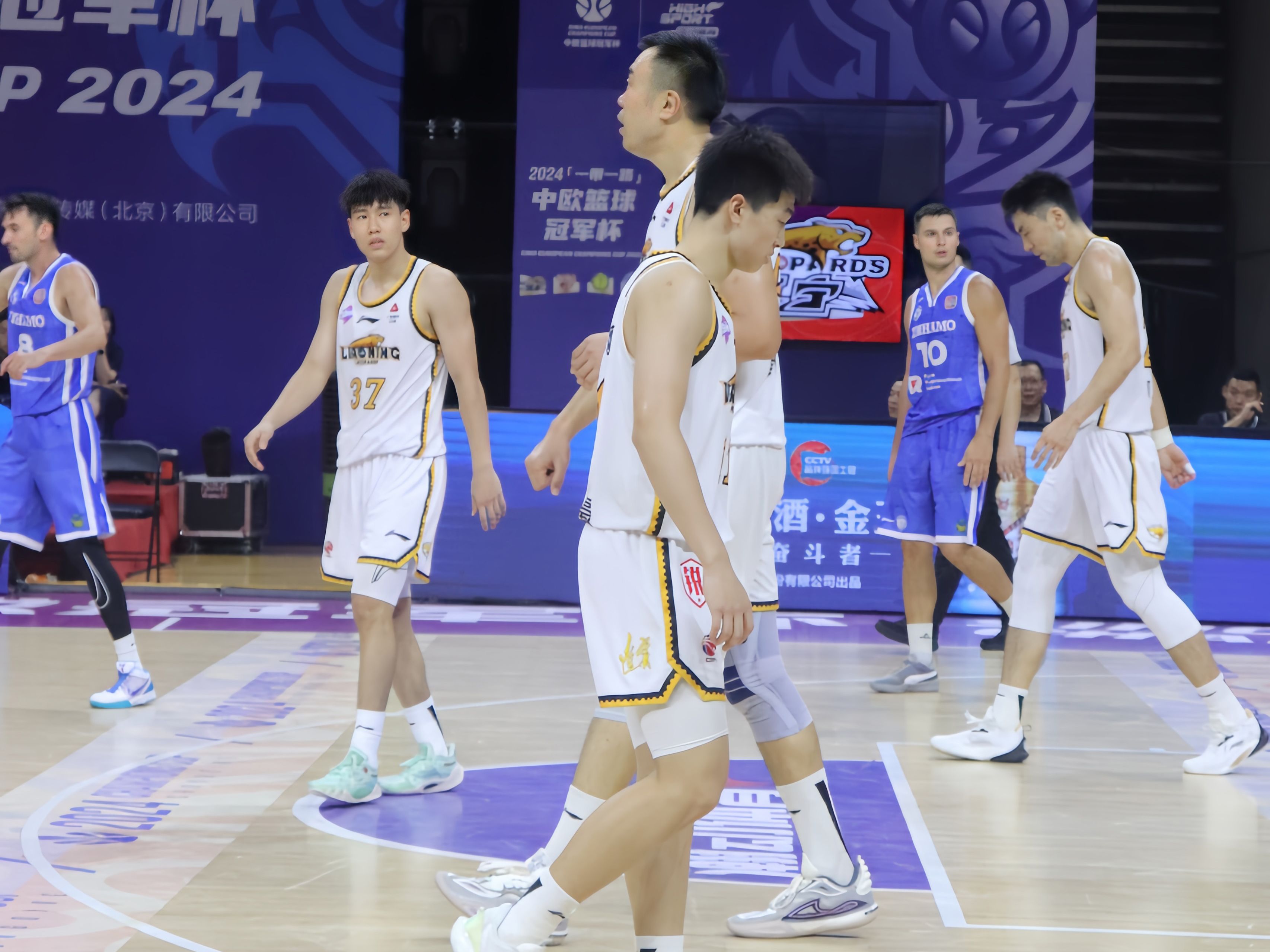 辽宁男篮再度称王,夺得榜首宝座的简单介绍 辽宁男篮再度称王,夺得榜首宝座的简单介绍