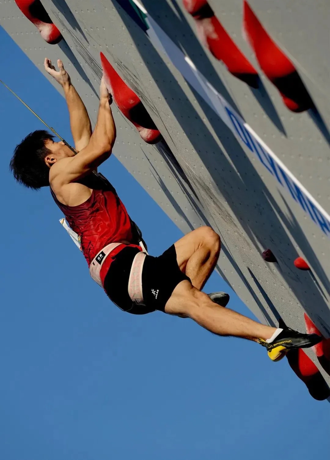 选手们展现出顶尖水准，挑战极限