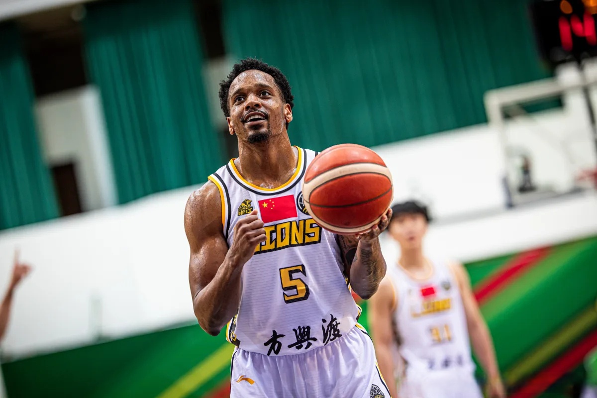 九游娱乐官方网站-广厦队连续客场失利，面临晋级压力