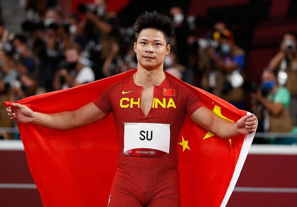 国家代表队运动员取得佳绩，体育实力强劲的简单介绍