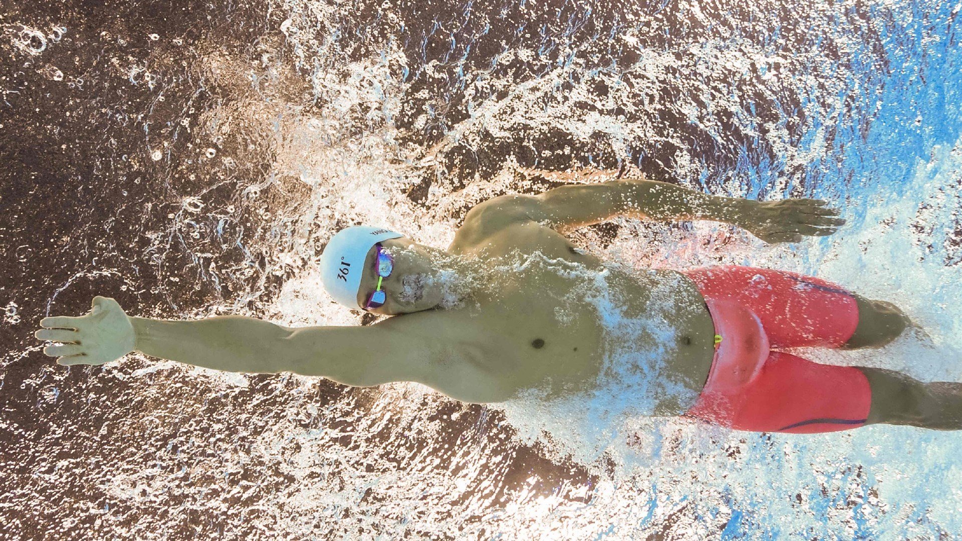 银石奇迹,诺里斯的绝对统治与阿斯顿马丁的历史性逆转